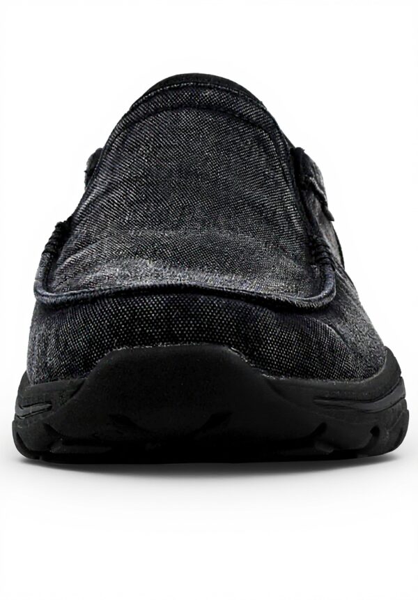 Skechers Men Relaxed Fit Slip-On Loafer Moc Toe Comfort